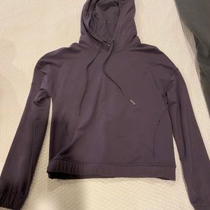 Lululemon sweatshirt